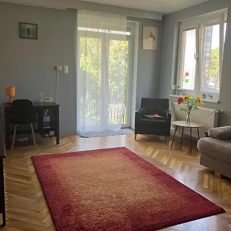 Apartment Designer Feszek *