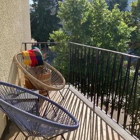 Designer Feszek 아파트 *